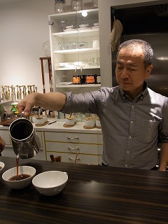 コーヒー屋の話を聞く 小川清 平岡珈琲店 中川ワニ 中川ワニ珈琲 チッポグラフィア Vol 4 ブレンドを語る 珈琲豆の現状 Musicafe